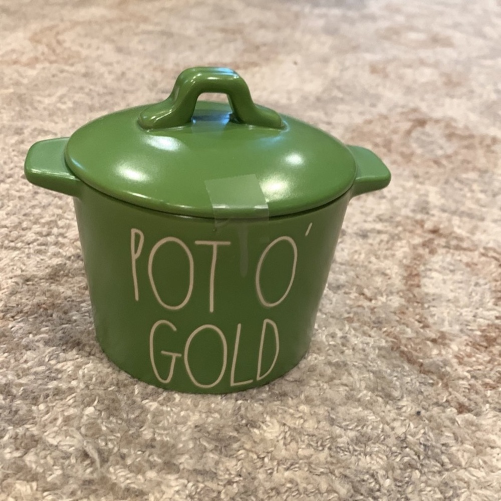 Rae Dunn St Patty’s Set- Pot O Gold Mini